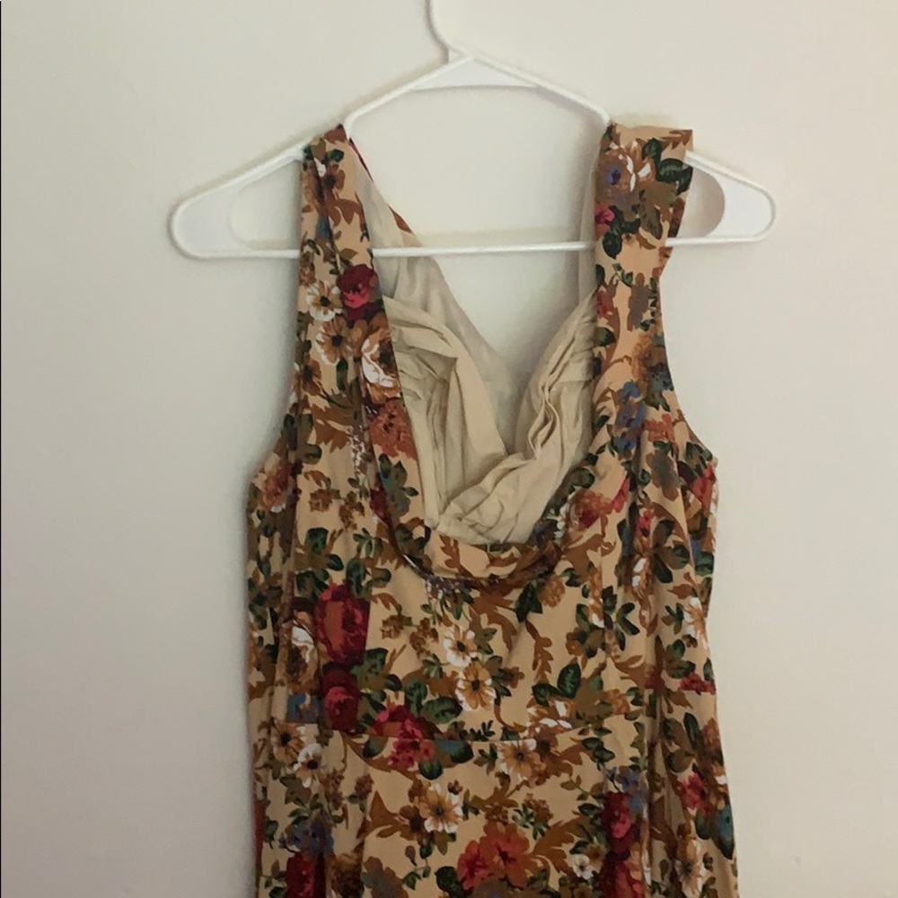 Pin-up floral dress